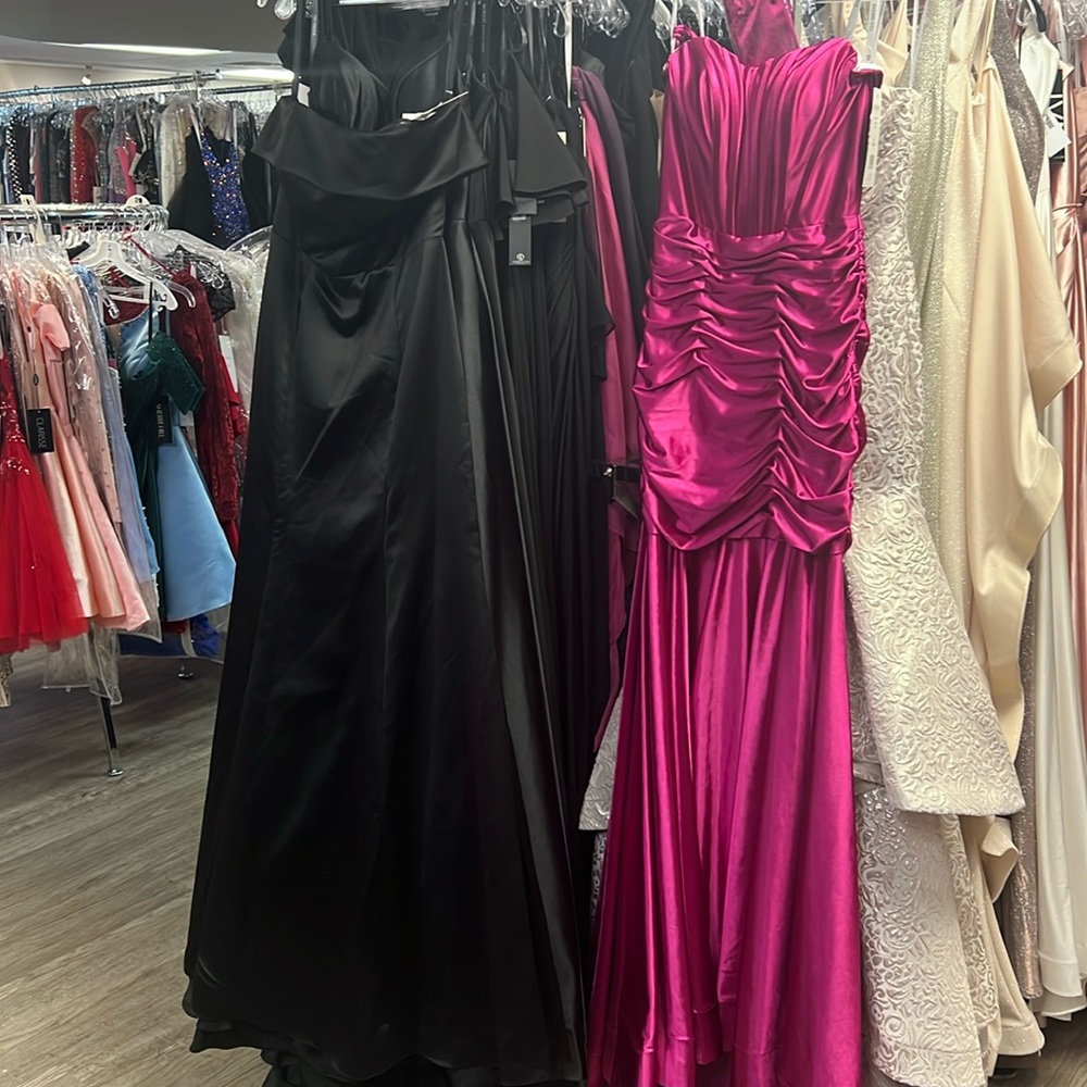 Gorgeous fuchsia dress with gloves